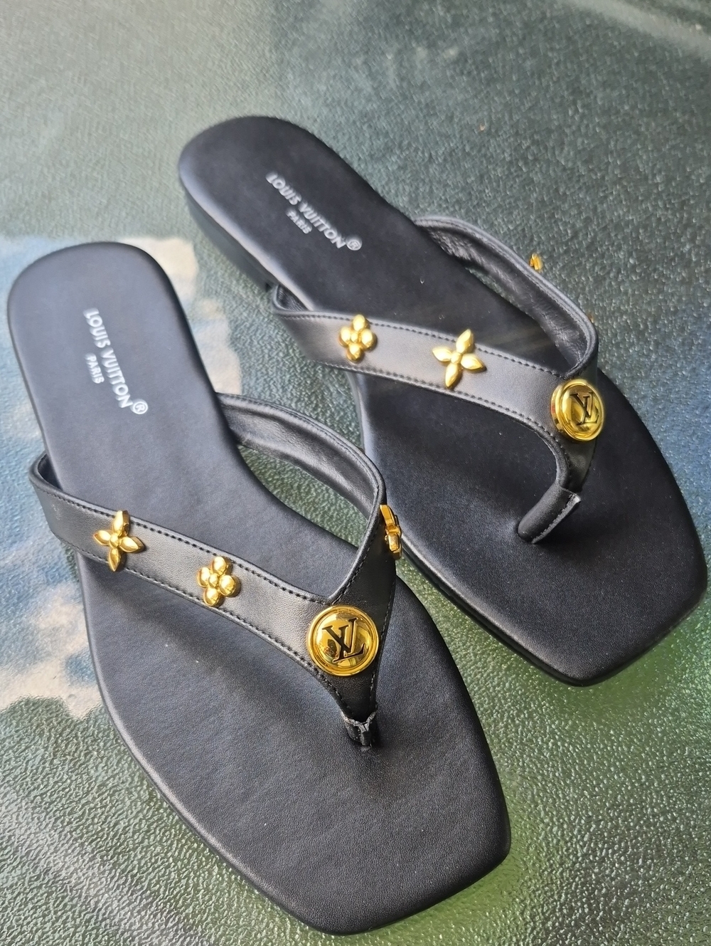 LEATHER SANDLES - Picture 2 of 6